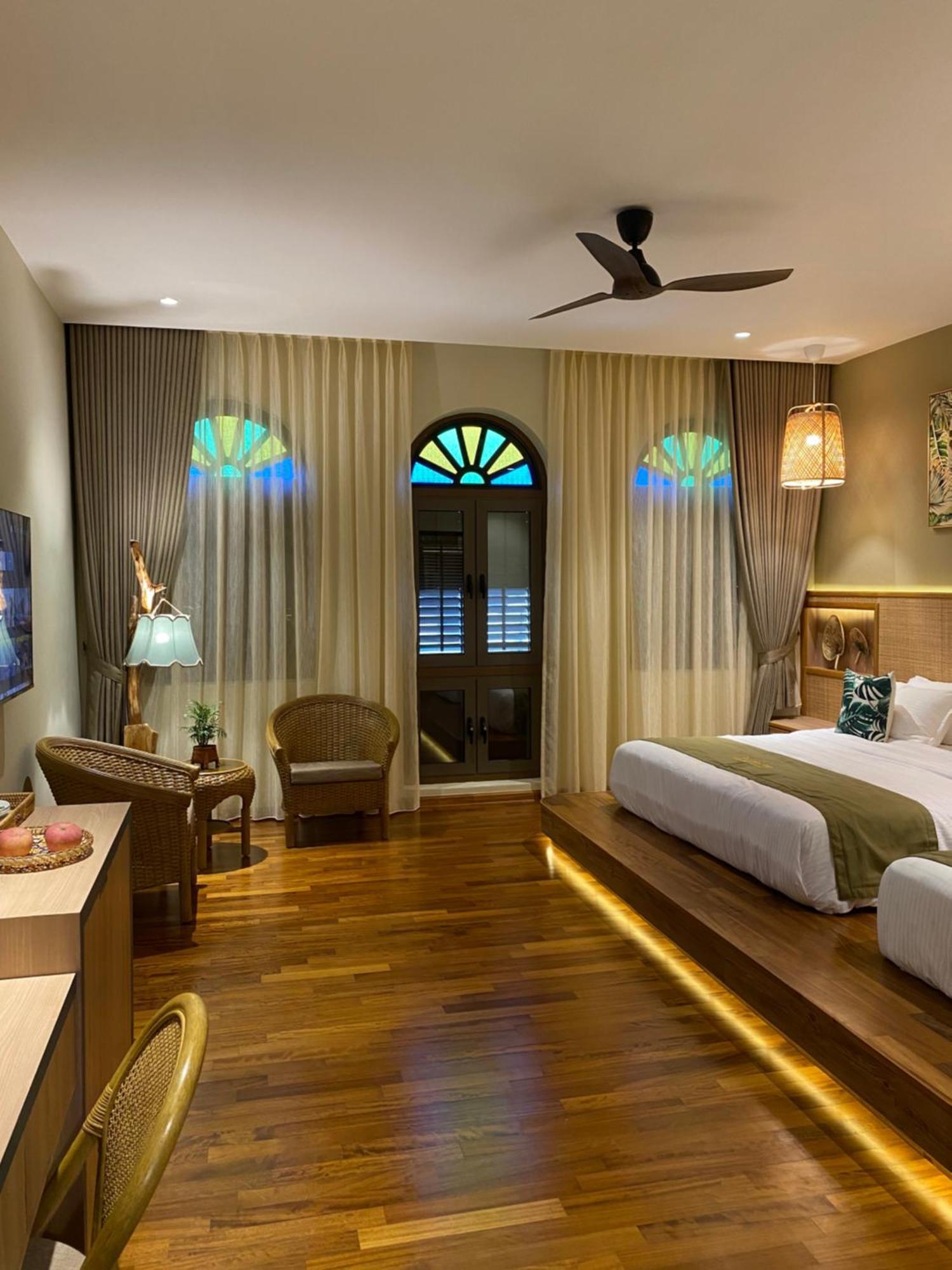 Ke-Lan-Tan House Hotell George Town Exteriör bild