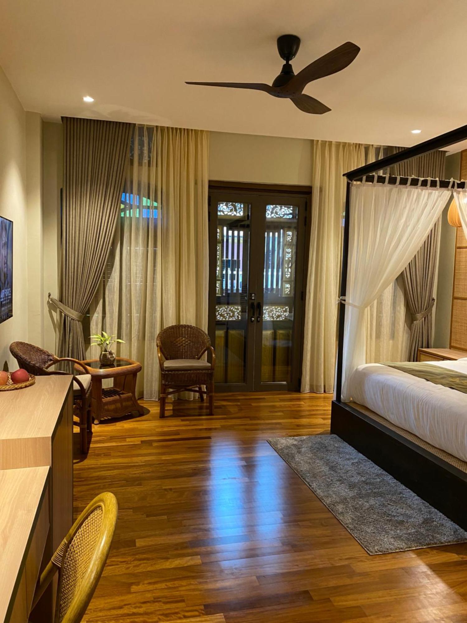 Ke-Lan-Tan House Hotell George Town Exteriör bild