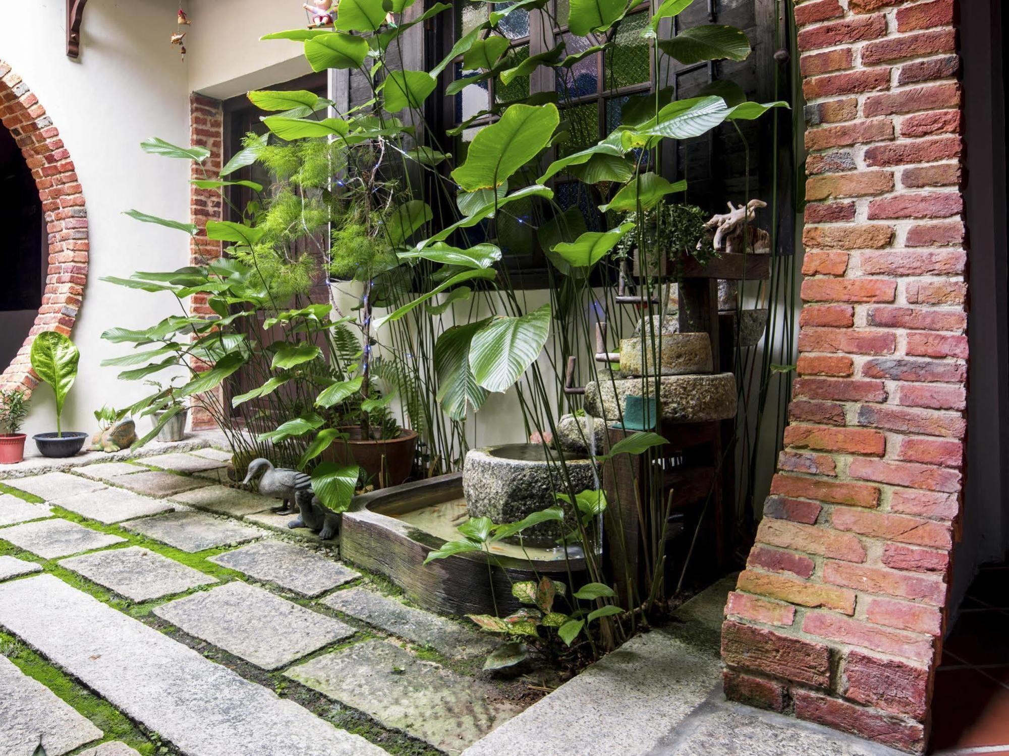 Ke-Lan-Tan House Hotell George Town Exteriör bild
